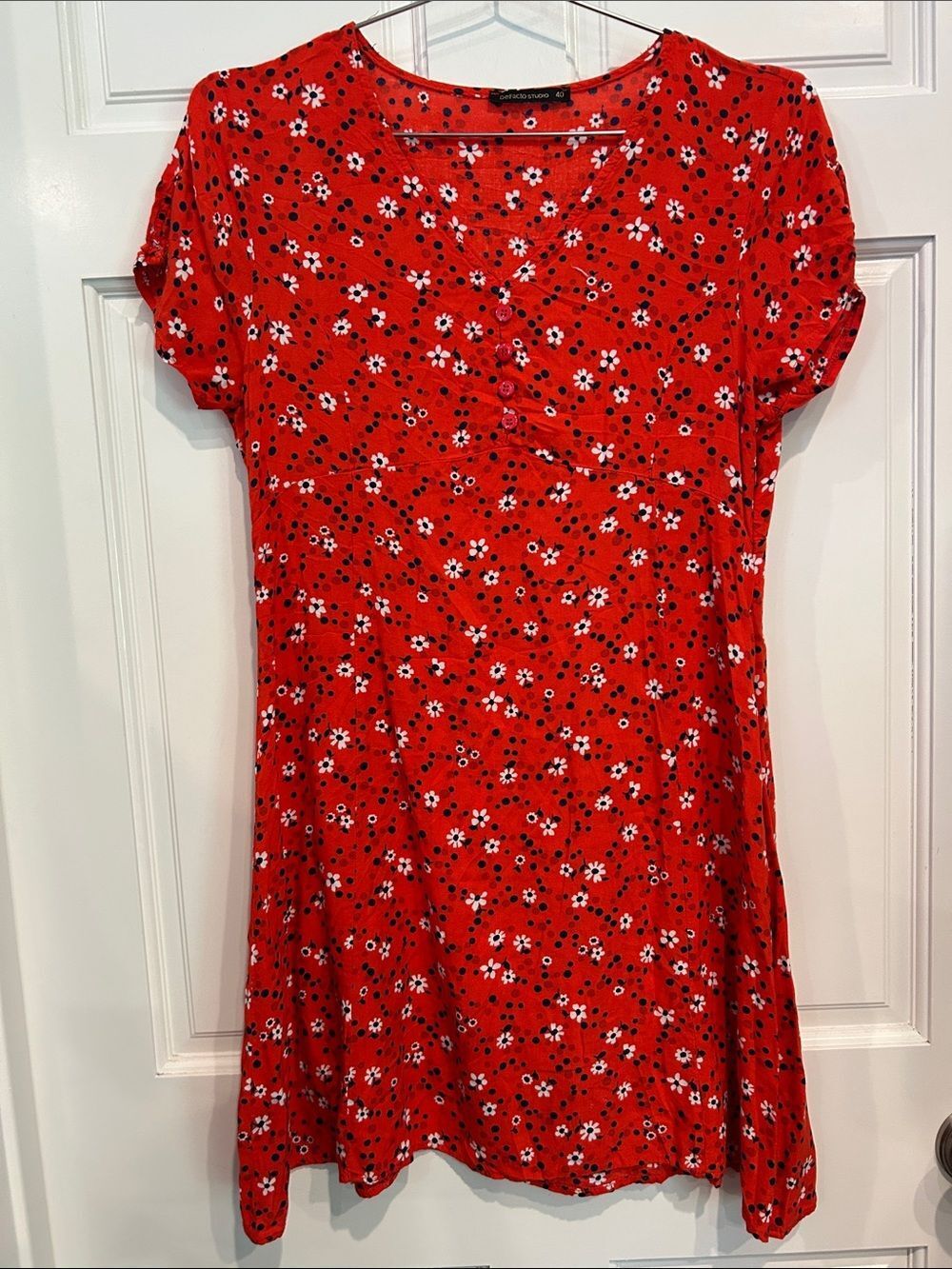 Defacto Red Floral Button-Front Short Sleeve Dress size 40 size 8